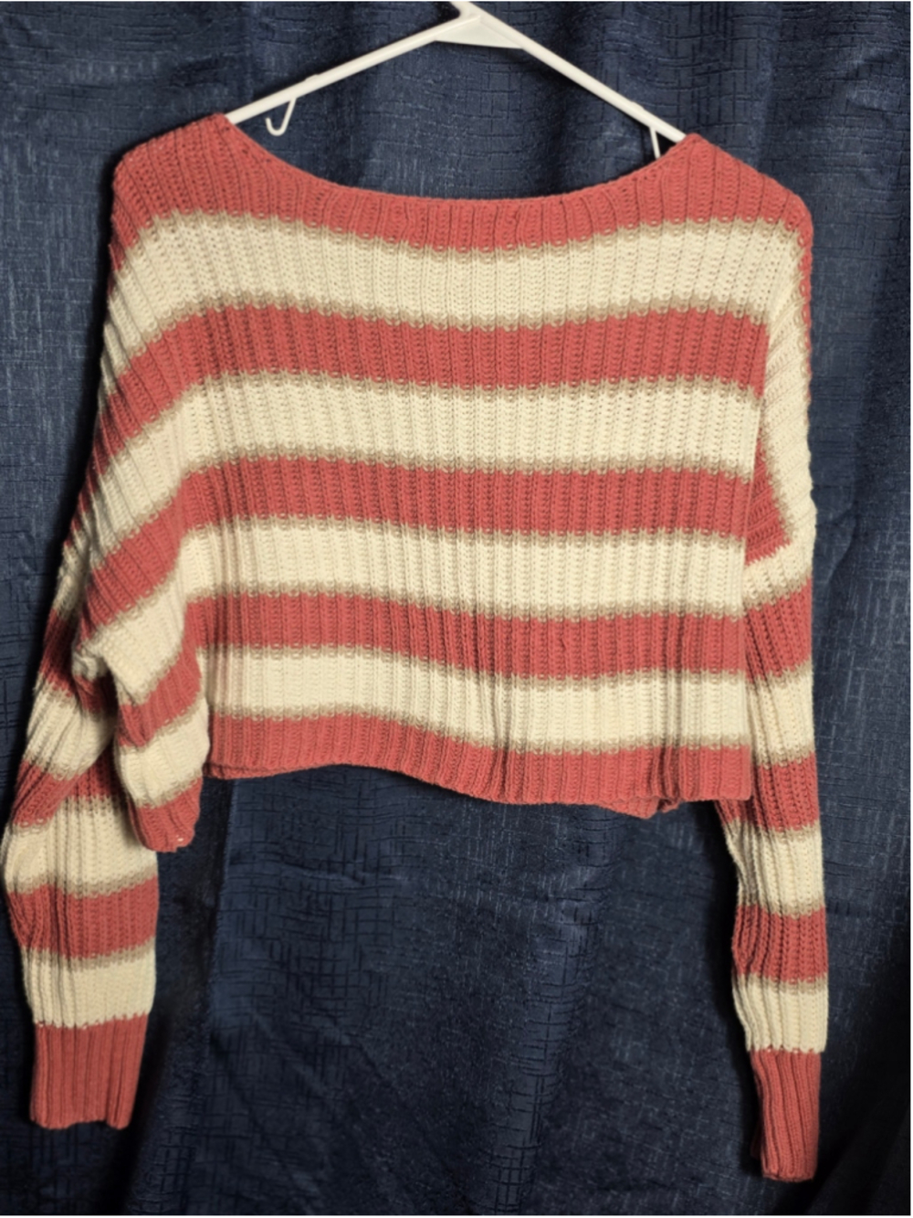 Women's American Eagle Striped Cropped Sweater Pink Mauve Cream M grandmacore - Picture 4 of 4